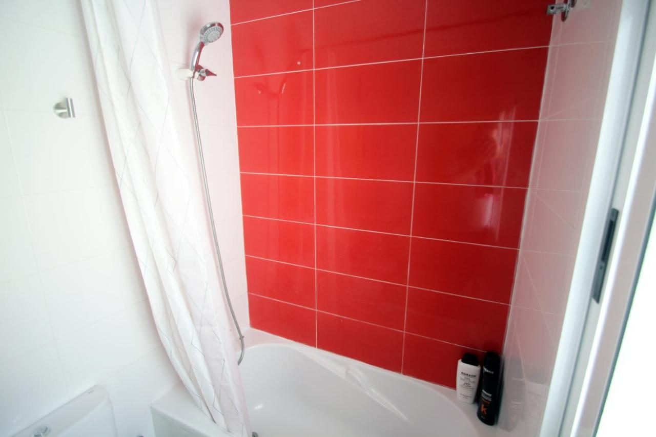 Apartaross Apartment บาเลนเซีย ภายนอก รูปภาพ